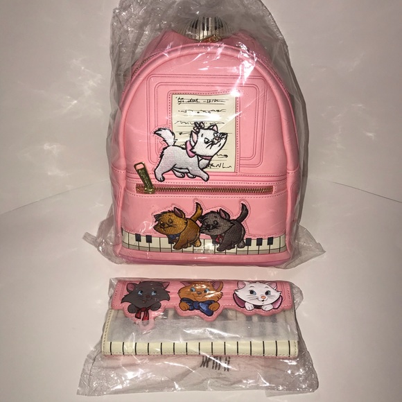 Loungefly Handbags - 2 pc set Aristocats 🐈 Backpack & wallet 🌺 NWT 🌸